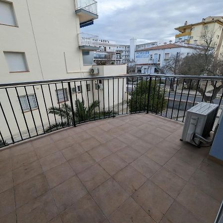 Apartamento En Roses, A 2 Minutos A Pie De Playa Exteriör bild